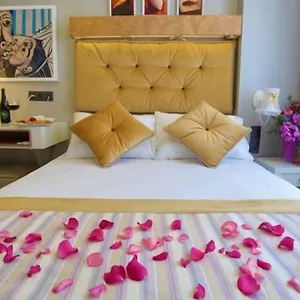 Hotel Just, Istanboel